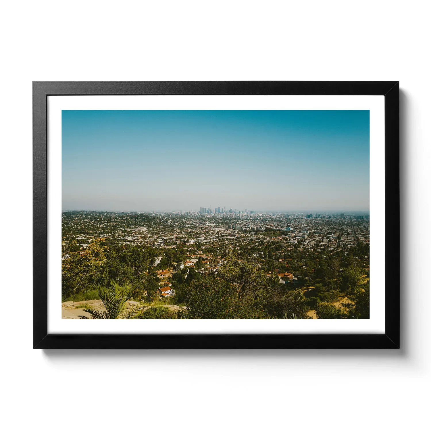 Landscape Bildaufnahme von Downtown Los Angeles, blauer Himmel und Blick auf die Skyline